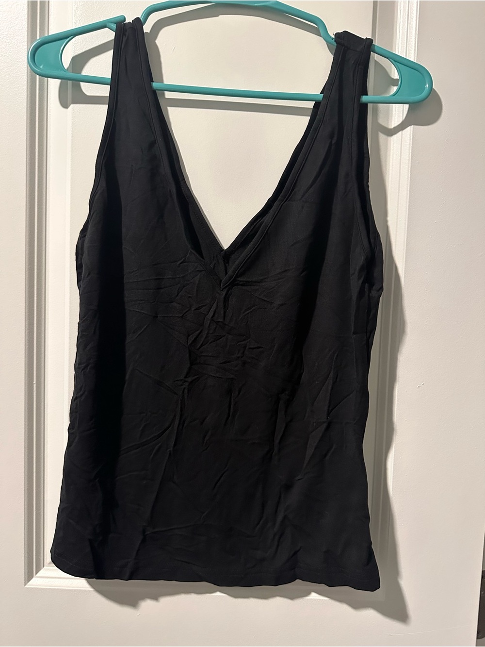 SHEIN V-Neck Black Size Large